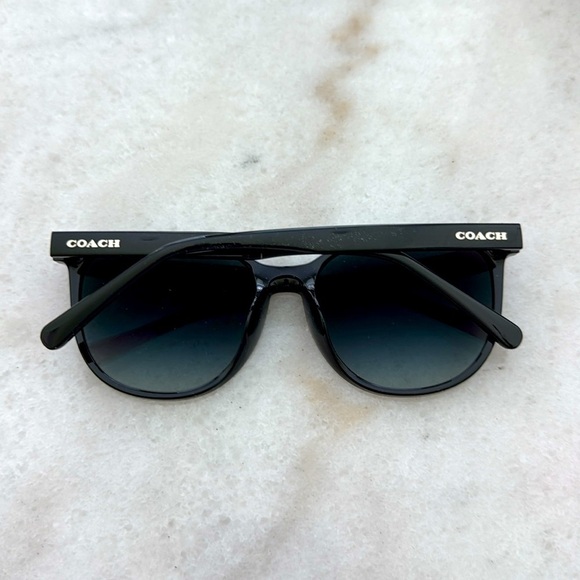 Coach Embedded C HC 8414BD 50023C Rounded Square Black Sunglasses New With Case - Picture 9 of 13
